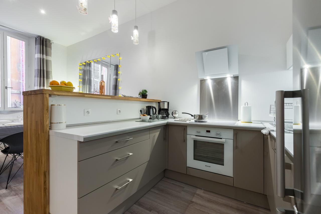 Centrale 2 - F4 Spacieux Et Confortable Au Centre Du Vieux-Nice Appartement Buitenkant foto