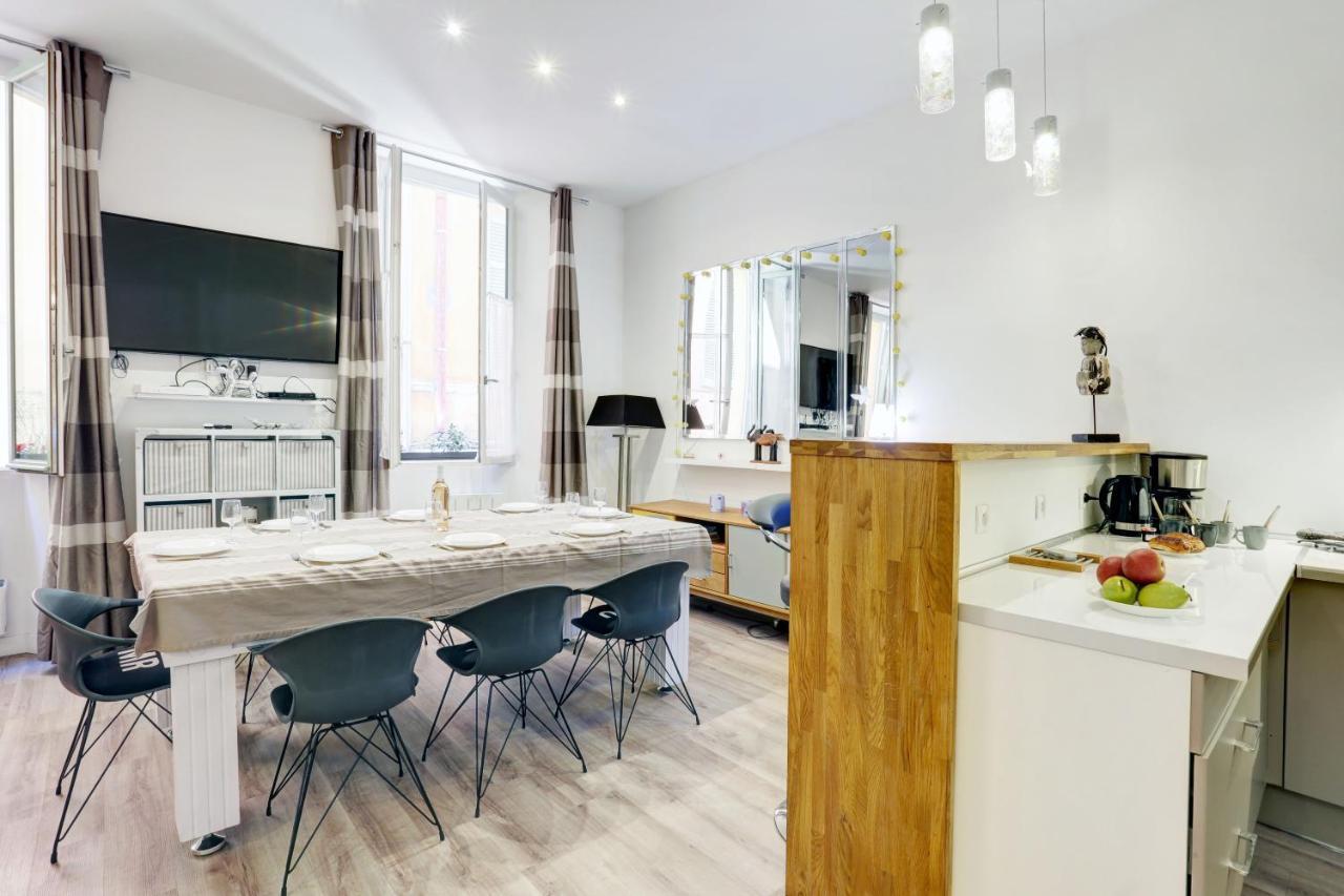 Centrale 2 - F4 Spacieux Et Confortable Au Centre Du Vieux-Nice Appartement Buitenkant foto