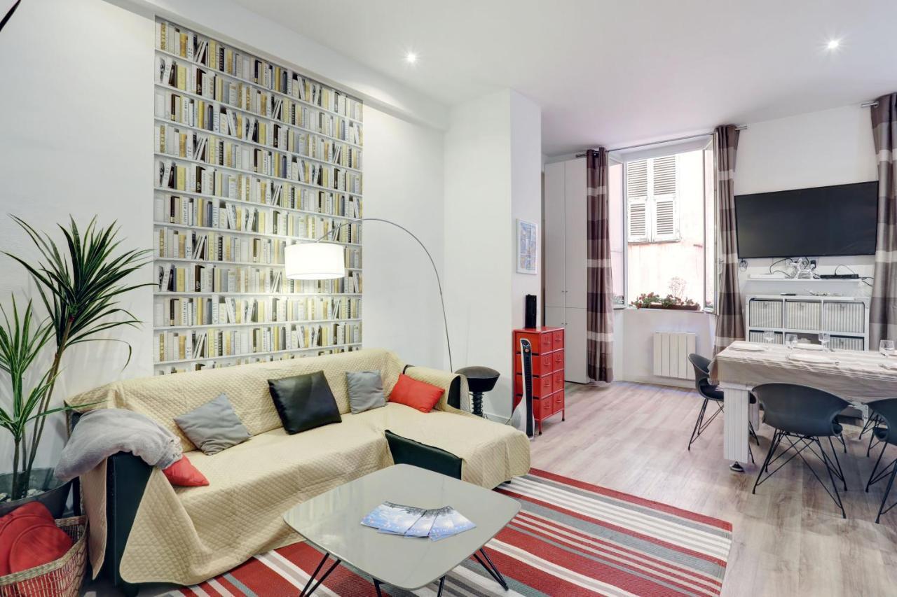 Centrale 2 - F4 Spacieux Et Confortable Au Centre Du Vieux-Nice Appartement Buitenkant foto